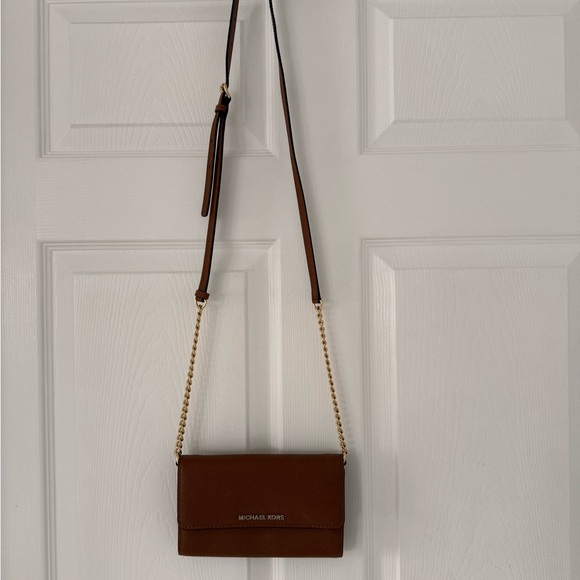 Michael Kors Brown Wallet on Chain Crossbody Bag with Gold Hardware - Picture 7 of 12
